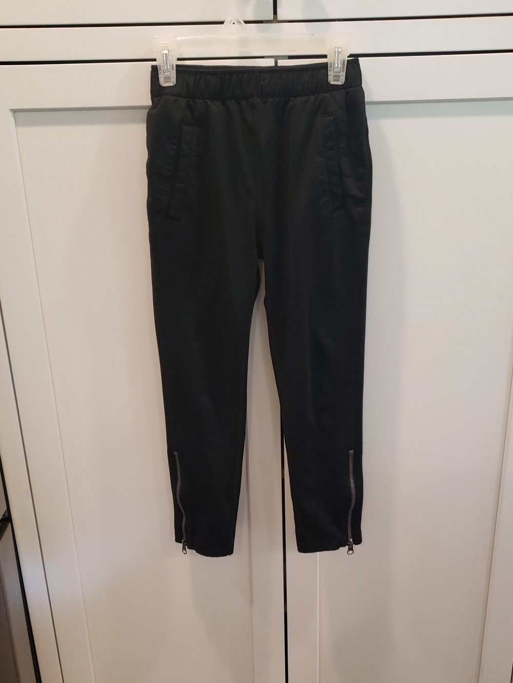 Hanna Andersson Black Zip-Hem Jogger Pants